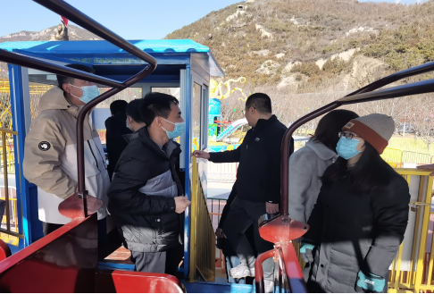 太原万柏林区市监局对玉泉山景区开展元宵节安全检查352.png