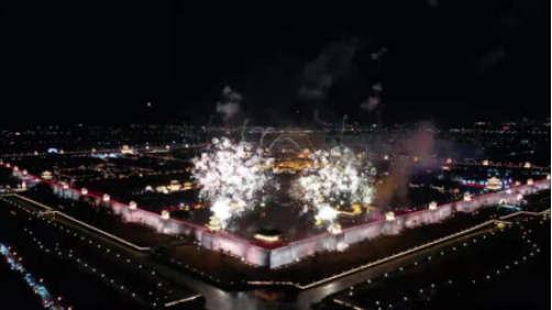 太原：璀璨烟花耀古城405.png