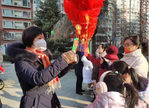 太原万柏林：社区单位齐携手 共驻共建闹元宵