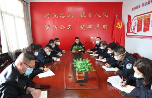 临汾安泽公安圆满完成元宵节执勤安保任务