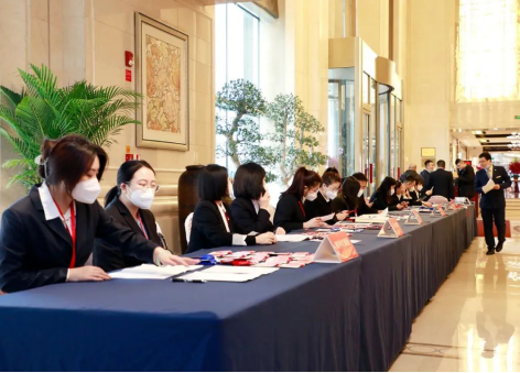 共赴盛会话发展 太原万柏林区人大代表齐报到196.png