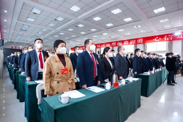 山西省古交市第九届人民代表大会第四次会议隆重开幕(1)154.png