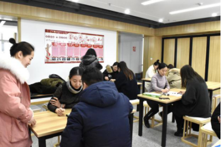 太原万柏林:“棋”逢对手 “棋”乐无穷21.png