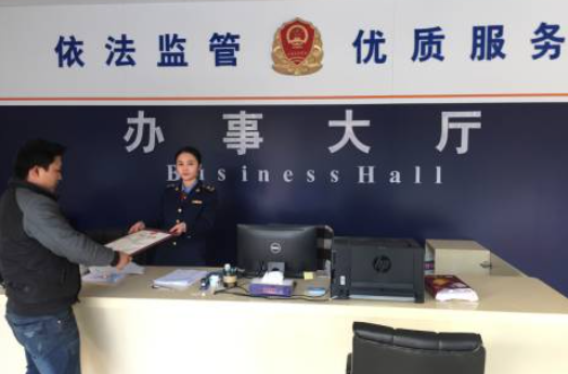 邓州市市场监督管理局：优化服务办实事助企纾困促发展