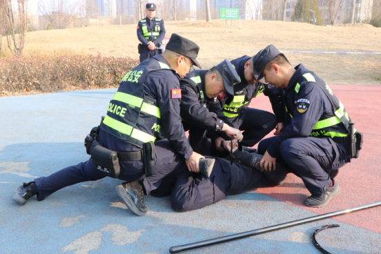 配合默契 处置果断——山西祁县公安局巡警大队开展精神障碍患者肇事肇祸处置演练
