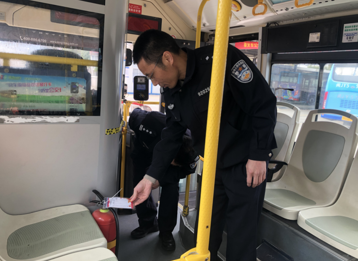 福建福安公安机关开展单位安全检查