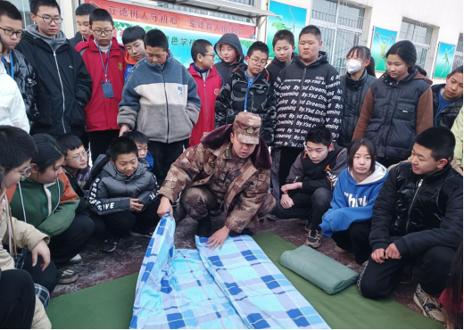 太原古交市炉峪口九年制学校开展“军魂育人”党建品牌创建活动特色明显133.png