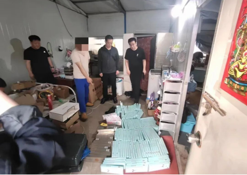 临汾翼城公安抓获3名销售假冒注册商标的商品案犯罪嫌疑人