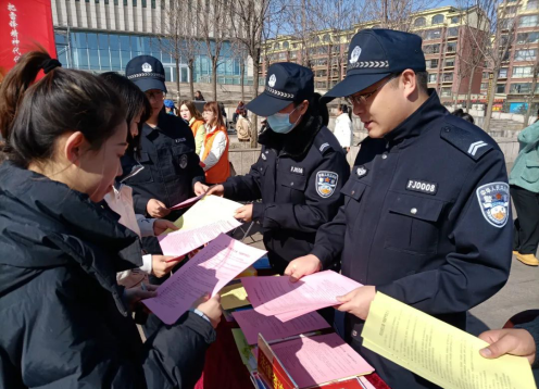 山西和顺:传承雷锋精神 汇集公安力量303.png