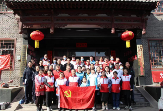 山西介休公安：传承雷锋精神，我们“警”记心间