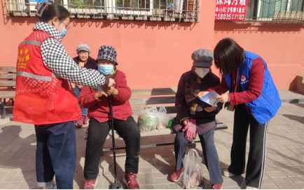 太原理工大社区党委组织开展“学雷锋 见行动 认领微心愿 温暖身边人”主题系列志愿