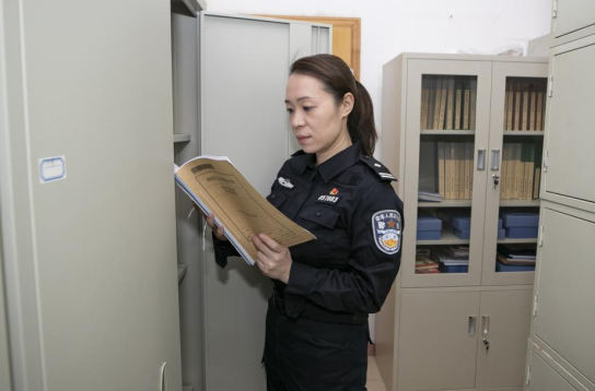 “十佳警家”吴斯璐：“服务好辖区群众，是我们的职责”