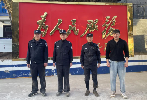 惊险！村民开车跌落山沟，临汾永和民警及时救援