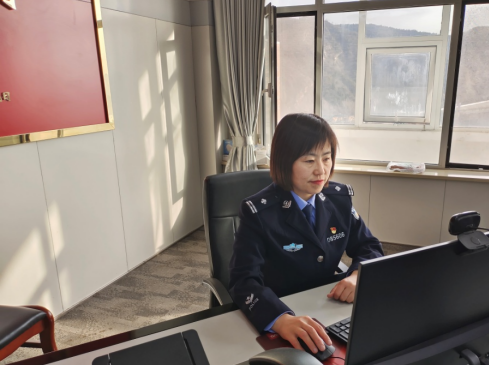 临汾古县公安局指挥中心：奋斗新征程 巾帼绽芳华400.png