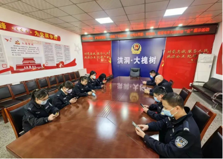 临汾洪洞公安积极收看“公安心向党、护航新征程——致敬了不起的她”优秀女民警、好警