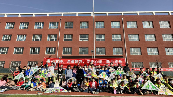 太原小店区特殊教育中心学校举办“巧手绘纸鸢”活动
