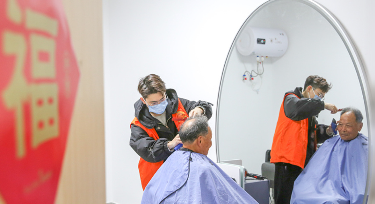 打造“3+10+29+千家万户”体系 居家养老“零距离”