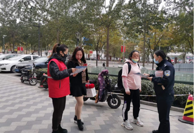 太原万柏林西矿街南社区：“3·15”反诈广宣传  擦亮双眼警骗局 