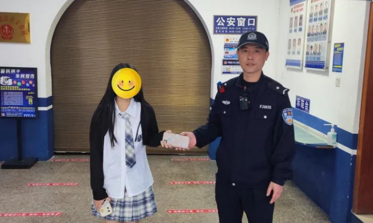 福建福安赛岐派出所：传承雷锋精神 擦亮为民底色