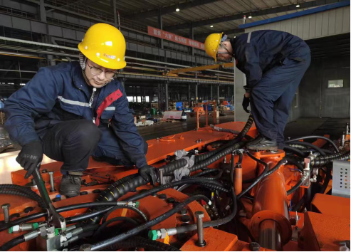 太原晋源区:暖心服务 助企发展走实走稳334.png