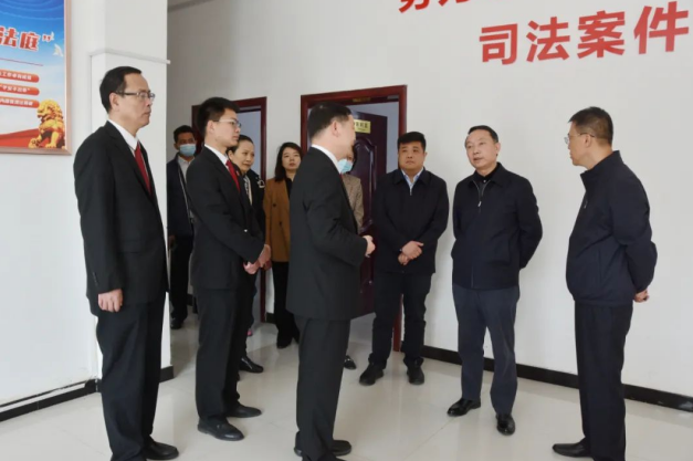 河南省法院副院长庞景玉到许昌法院调研人民法庭工作
