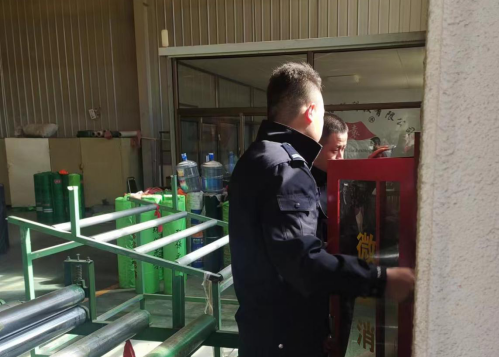 除隐患，保平安！山西榆社县公安局郝北派出所深入辖区开展安全检查！