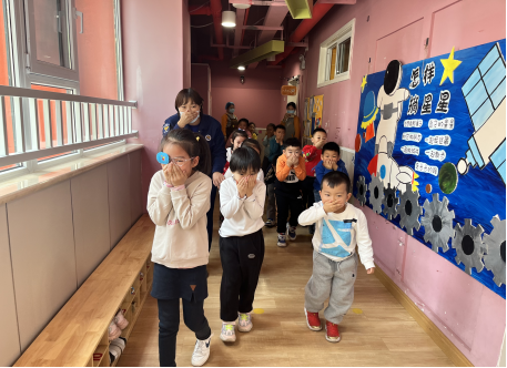 太原万柏林区：你快乐成长 我为你护航