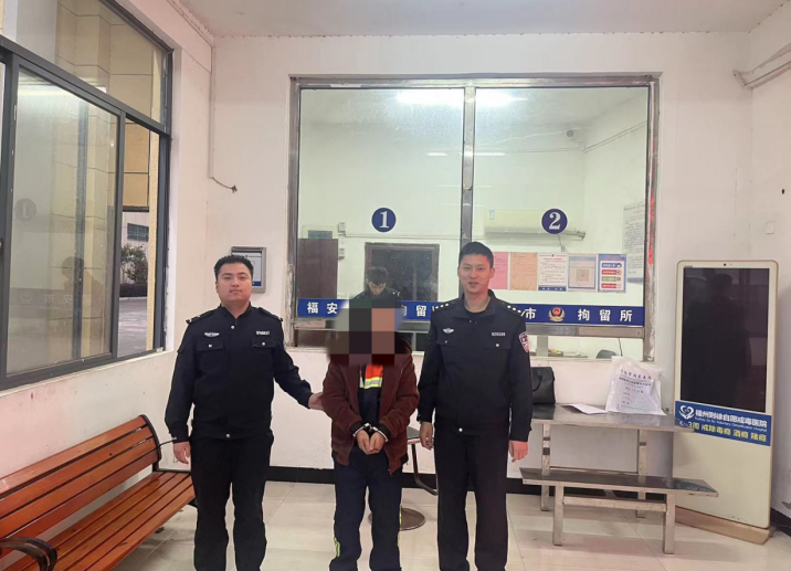 福建福安公安行政拘留一名盗剪焊把线男子 
