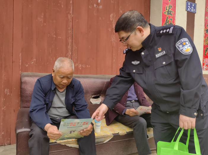福建福安警方积极开展森林防火宣传