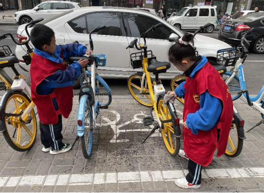 31太原滨体社区新时代文明实践站开展“弘扬雷锋精神 共建美好太原”主题志愿服务活动488.png