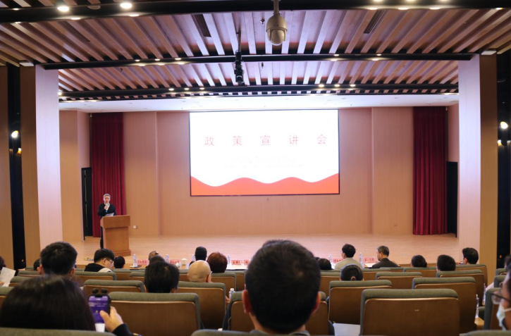 厦门市工信局深入街道开展政策宣讲活动