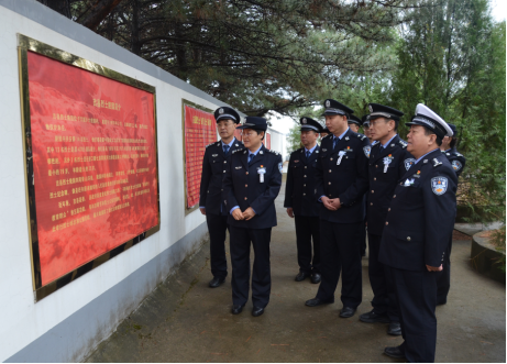 临汾吉县公安局开展“公安心向党护航新征程”清明节缅怀祭扫活动