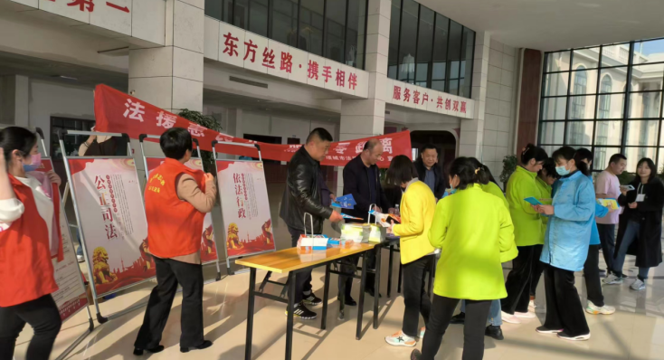 项城市司法局走进企业解难题