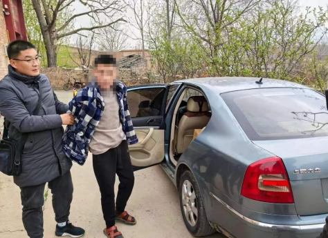 临汾侯马警方成功破获一起砸车玻璃盗窃案