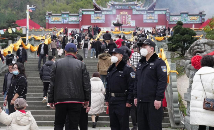 福建古田大桥派出所：千年古庙旁的和谐“枫警”