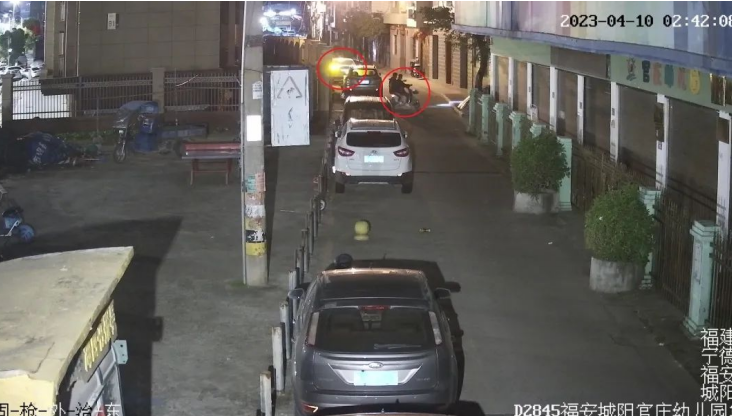 福建福安公安破获“拉车门”盗窃案 两名嫌疑人被抓获