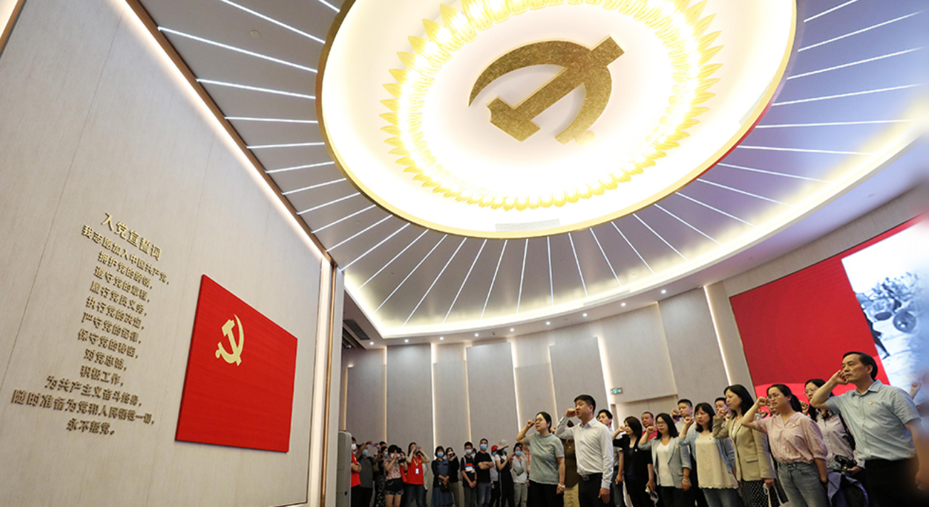 【学习贯彻习近平新时代中国特色社会主义思想主题教育】学思想见行动 为奋进新征程凝