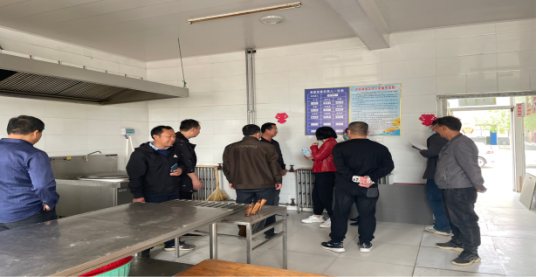 长古城镇学校食堂食品安全现场会409.png
