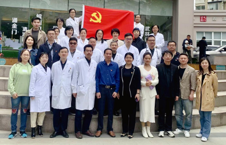 浙江：党支部走进社区    开展党建志愿服务 