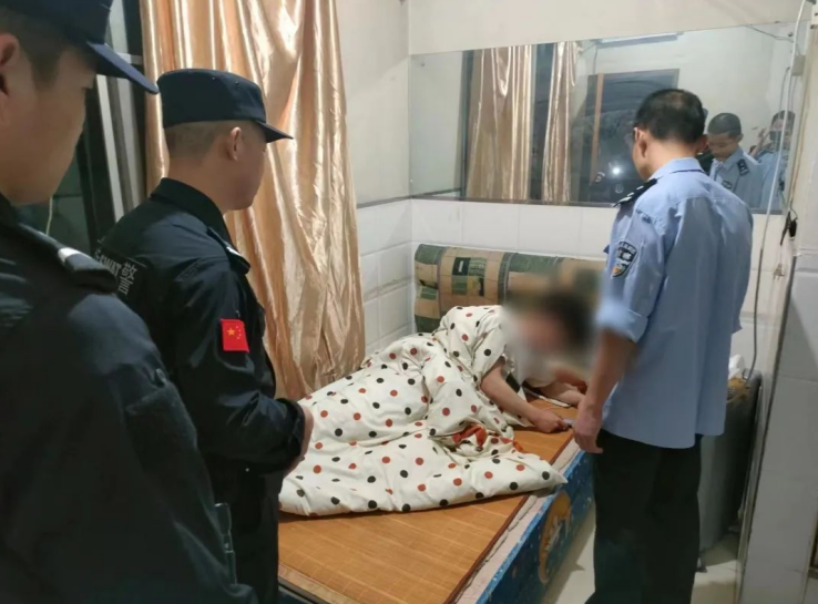 男子深夜欲轻生 福建福安民警救助免悲剧