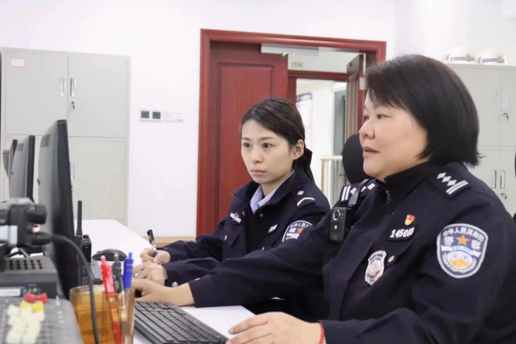 温柔如水 敬业奉献筑芳华 -----记福建马尾区公安局民警张晓艳