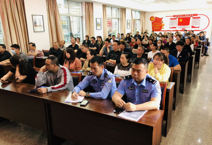 福建福安公安严格督促旅馆落实“五必须”要求 保障未成年人住宿安全