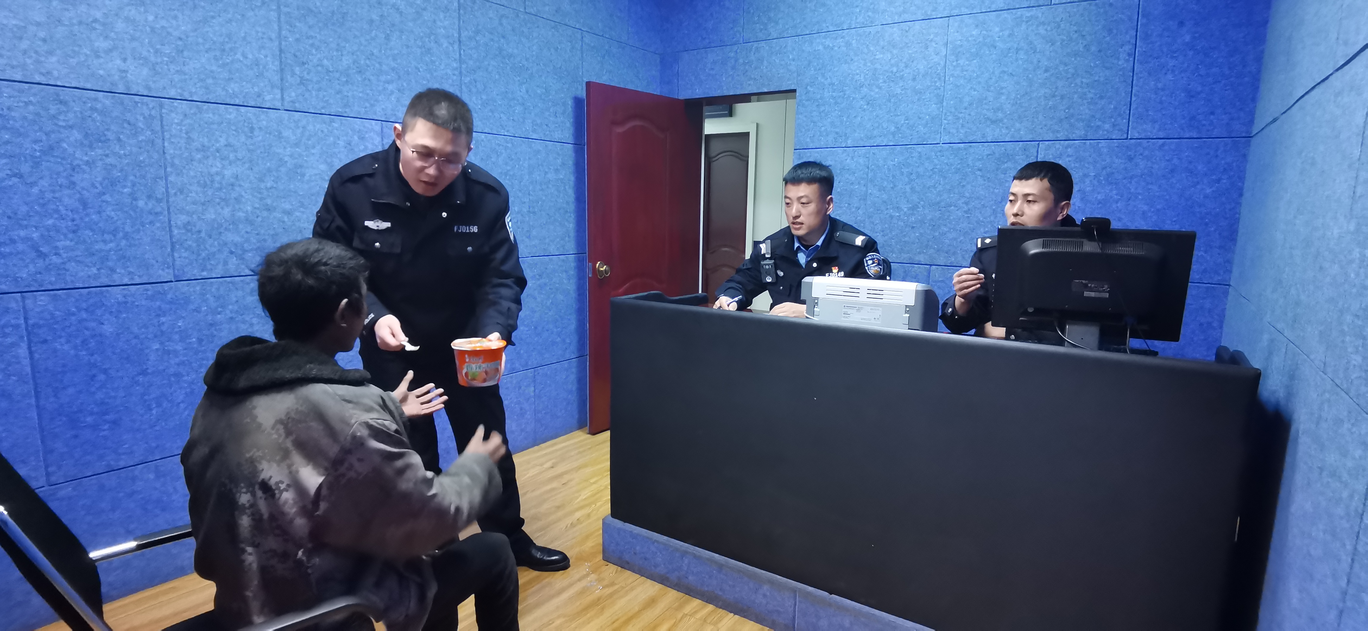 山西介休公安西南所：排隐患练就铁脚板  敢担当点亮归家路