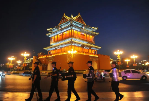 爱临汾  赢未来——临汾直属公安护航旅游发展