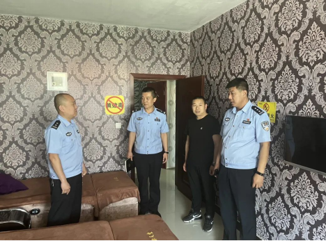 临汾浮山县公安局深入“九小场所”开展消防安全检查工作