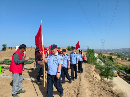 临汾永和县公安局桑壁派出所：支部联建聚合力  协手共栽致富苗