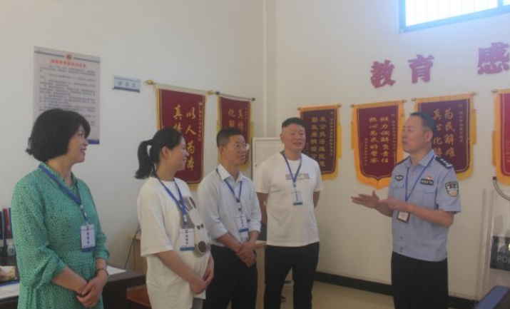 福建福安市拘留所邀请社会志愿监督员开展执法监督工作