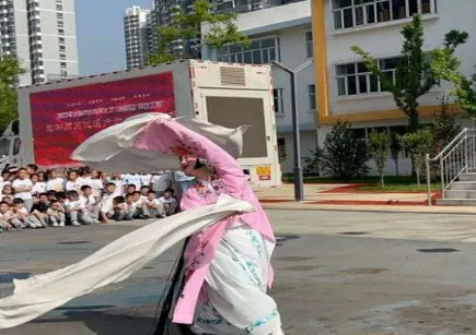 有“戏”更有“韵”——太原公园路玉门花园小学开展戏曲进校园活动