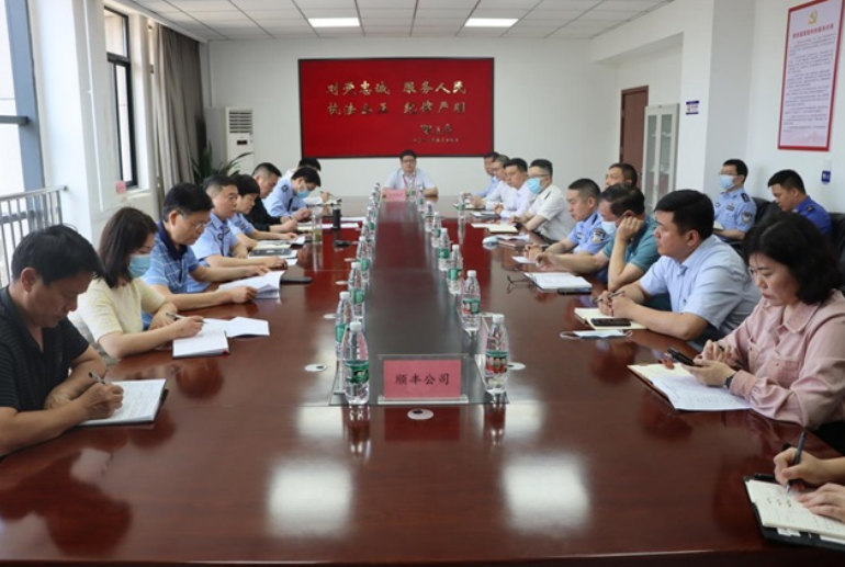 河南机场公安联合航空港区及驻机场单位召开交通治理联席会