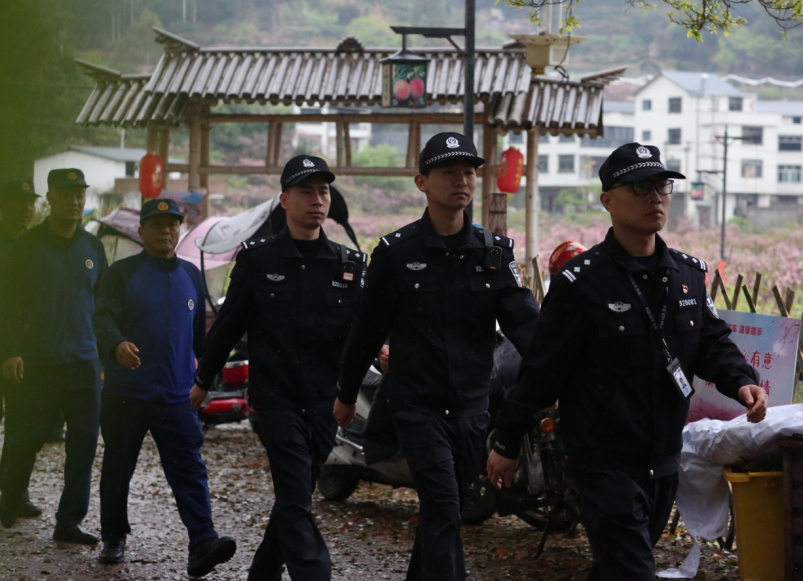 福建福安穆阳派出所用“最强大脑”带动警务高效运转